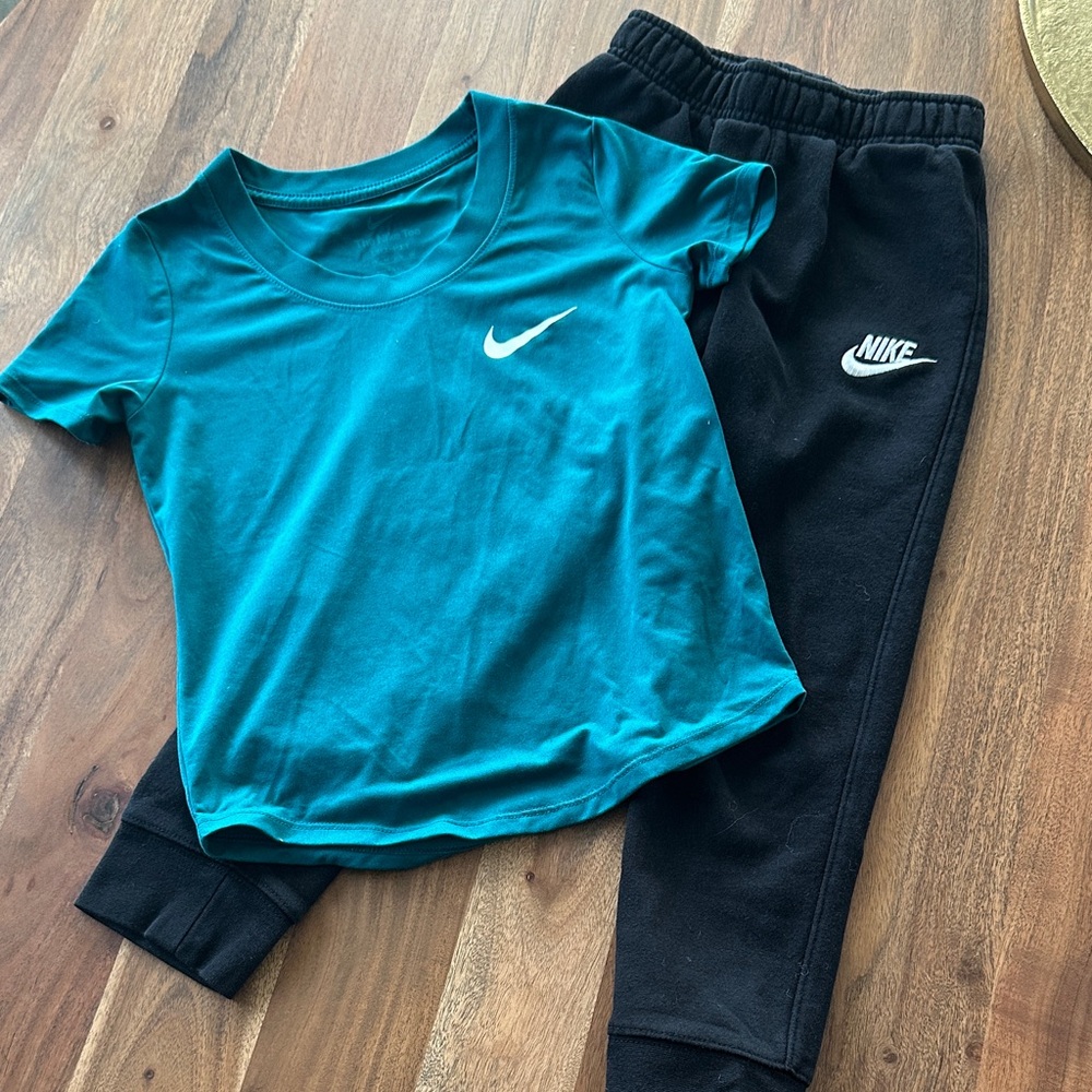 Nike Kids Teal T-Shirt and Black Joggers